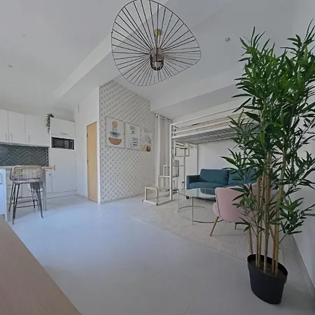Contemporain